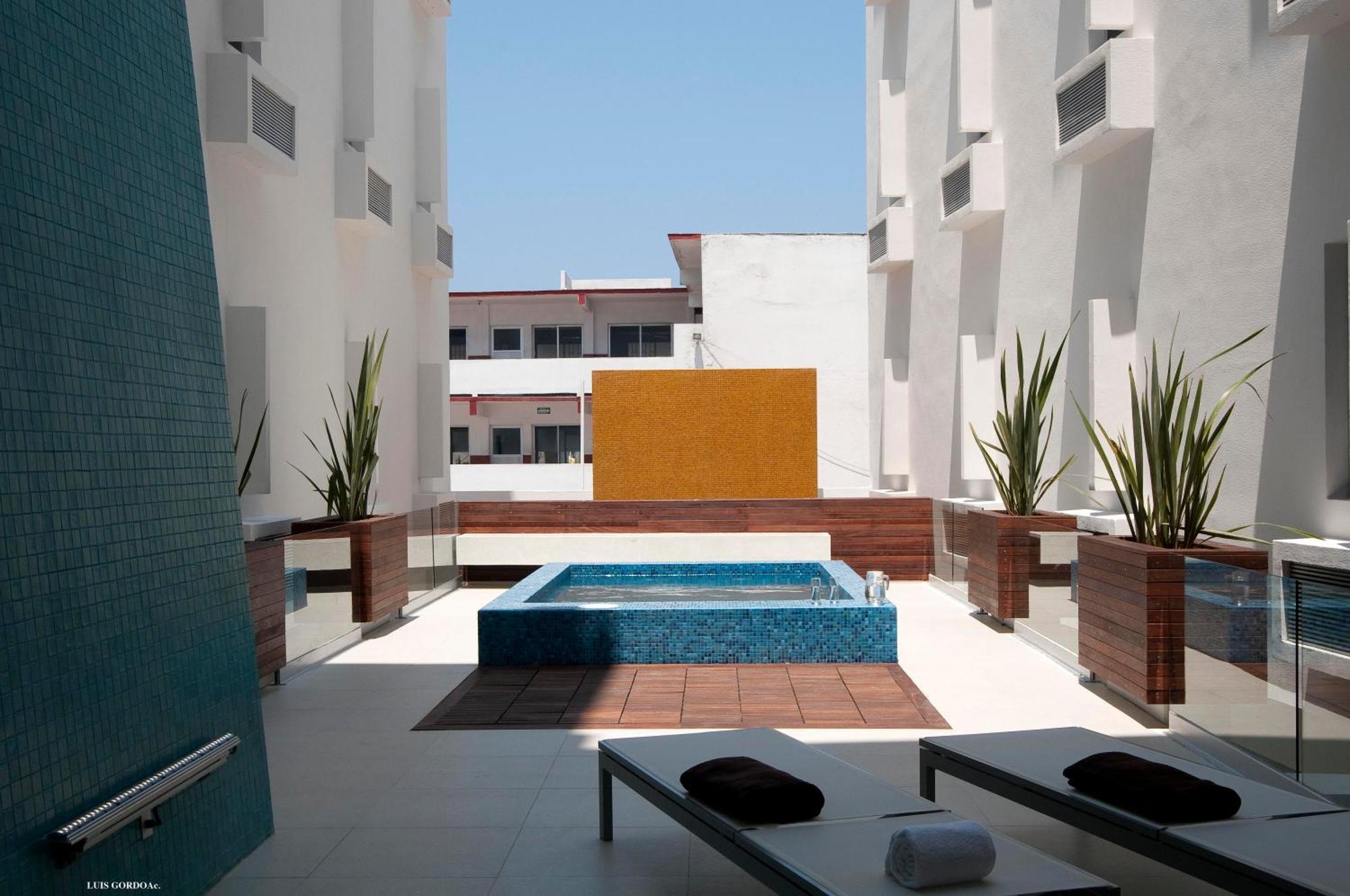 Nu Hotel Veracruz Exteriör bild